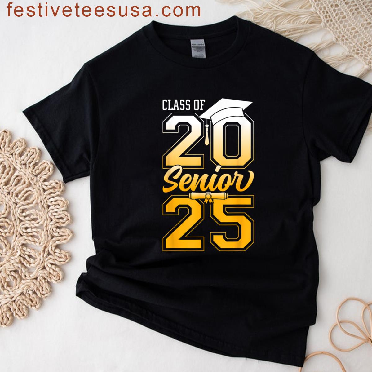 Class 2025 Graduation Gift For Women Men T-shirt