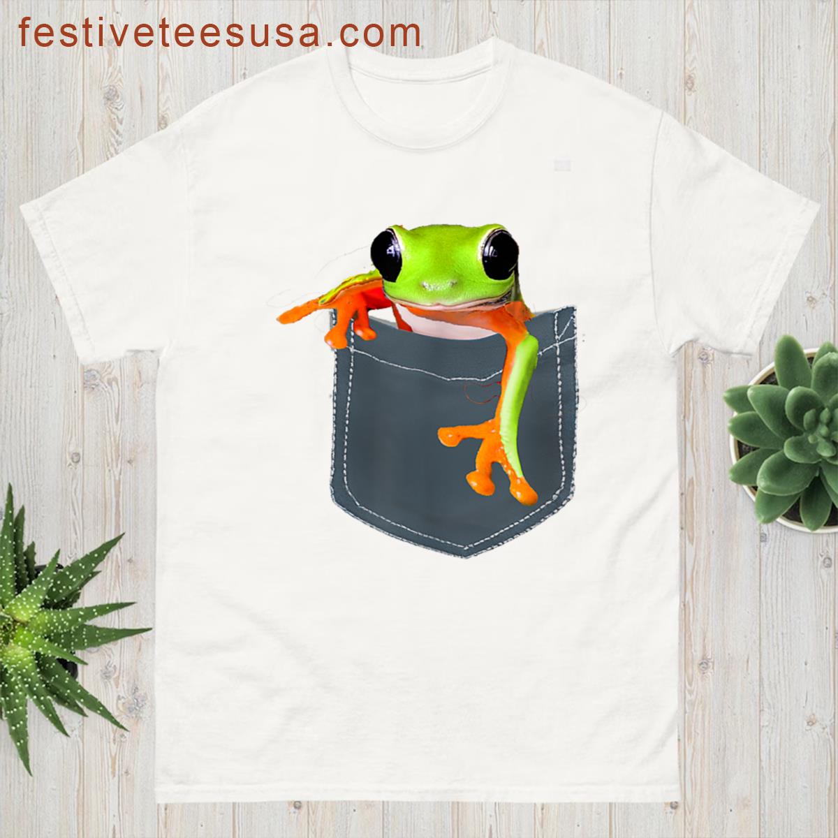 Frog Lover Graphic T-shirt