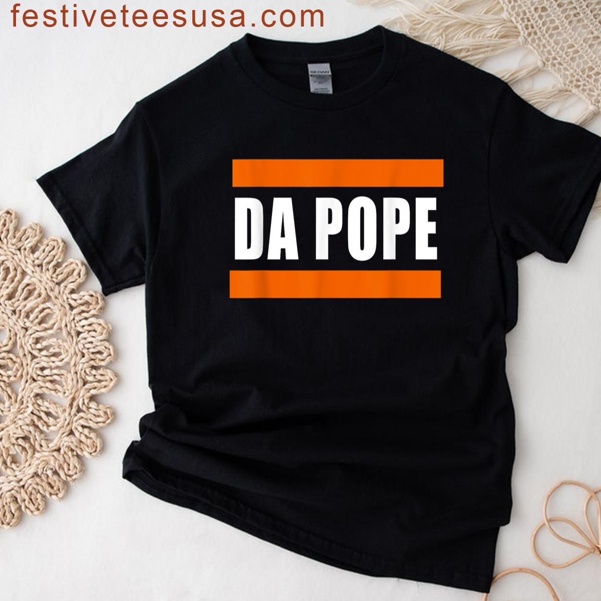 Humorous Chicago Pope Design T-shirt