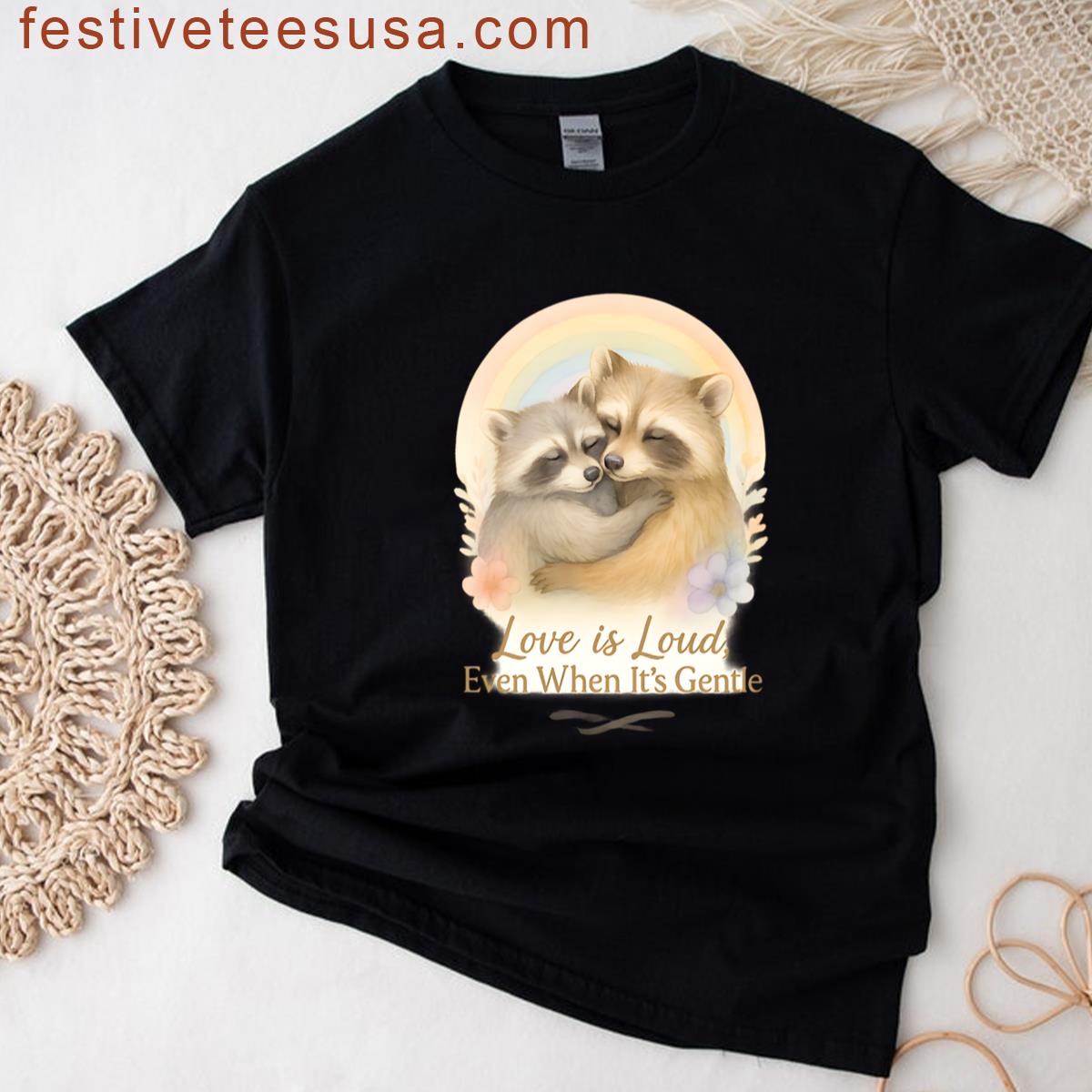 Love Raccoon Hug Illustration Tee T-shirt