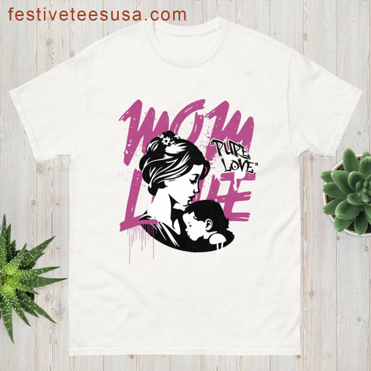 Moms Love T-shirt