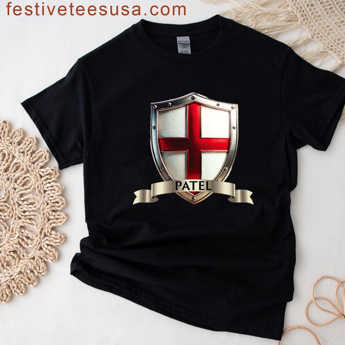 Patel Family Crest St Georges Shield Banner England Variation Oversized T-shirt