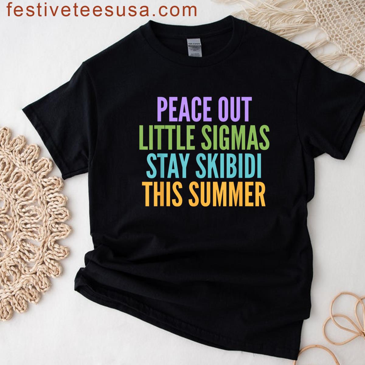 Teacher Peace Out Little Sigmas Stay Skibidi Last Day School T-shirt