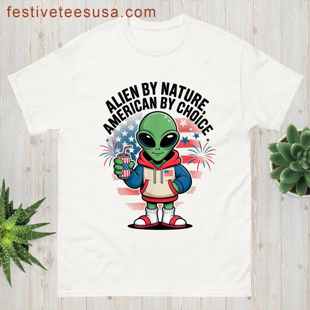 Funny Patriotic Alien Cartoon For 4th Of July Humor T-shirt