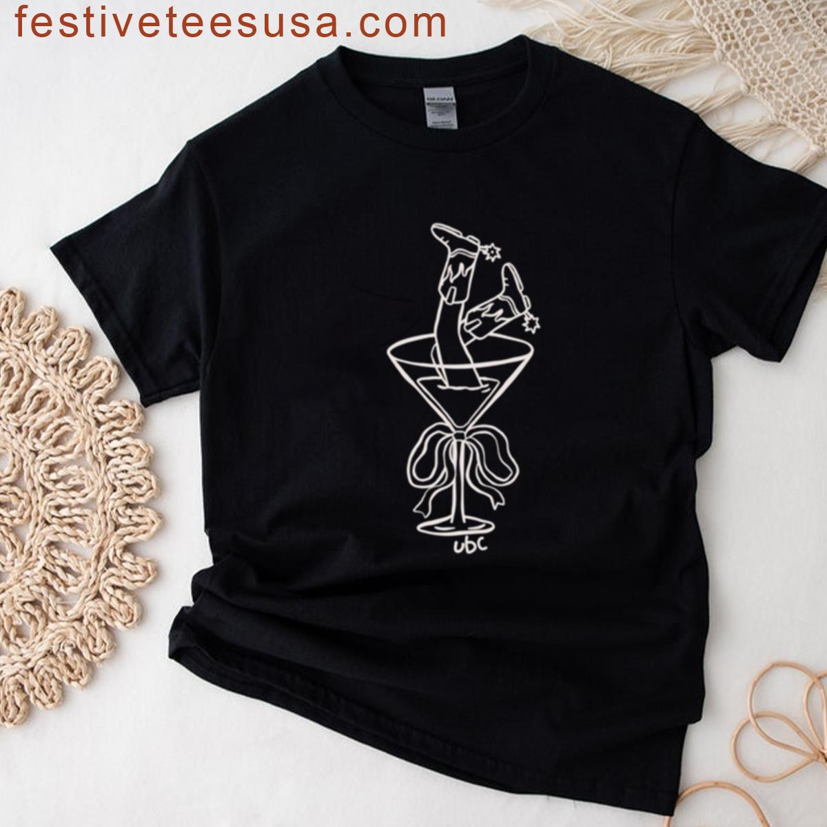 Sand Upside Down Cowboy Boots And Coquette Trendy Cocktail – University Of British Columbia T-shirt