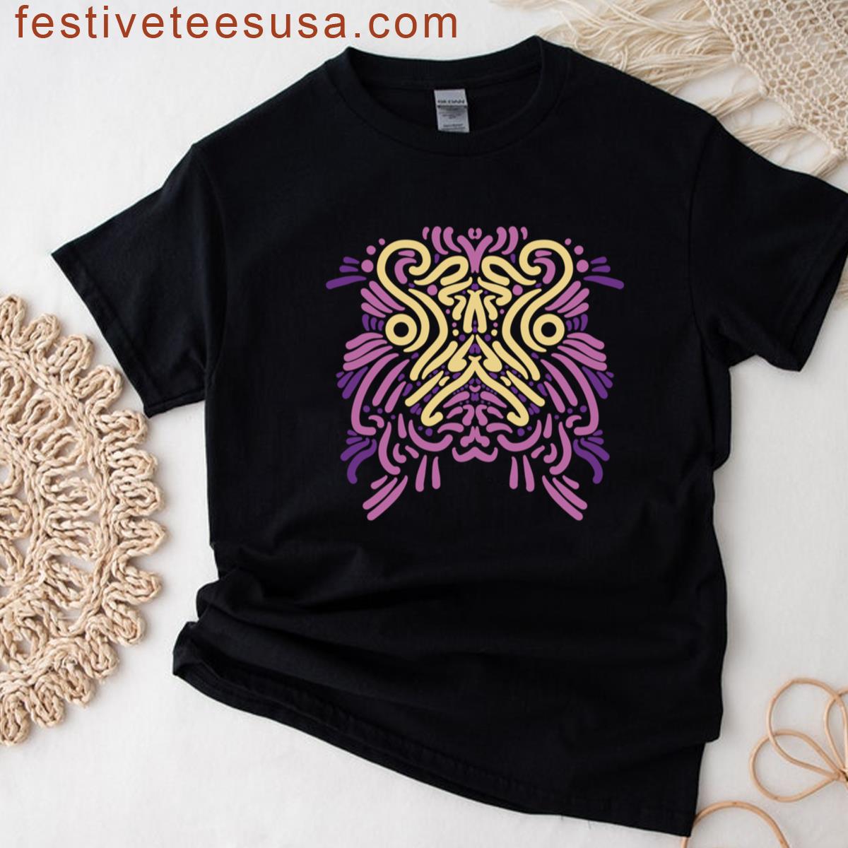 Shuddering Incident Oversized T-shirt